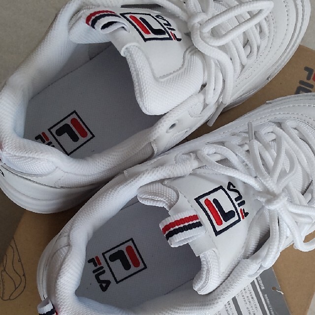 FILA(フィラ)のFILA スニーカー　24.5cm レディースの靴/シューズ(スニーカー)の商品写真