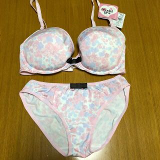 アンテシュクレ　intesucre E75 ブラジャー　ショーツ　セット　花柄(ブラ&ショーツセット)