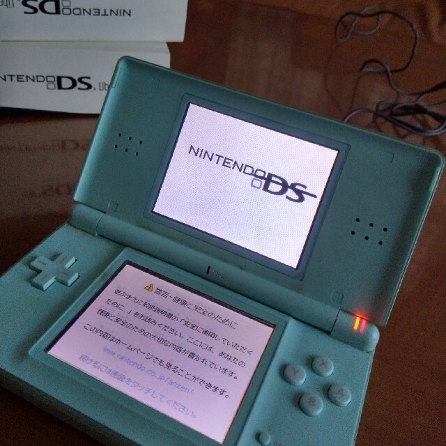 ニンテンドーDS(ニンテンドーDS)のNintendo DS ニンテンド-DS LITE アイスブルー　ジャンク エンタメ/ホビーのゲームソフト/ゲーム機本体(携帯用ゲーム機本体)の商品写真