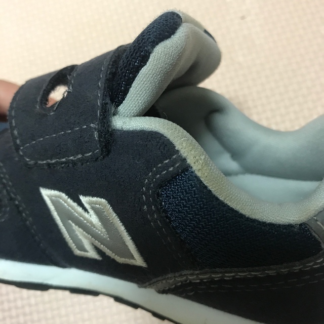 New Balance(ニューバランス)の【ria0929さん専用】ニューバランスIZ996(現行モデル) キッズ/ベビー/マタニティのキッズ靴/シューズ(15cm~)(スニーカー)の商品写真