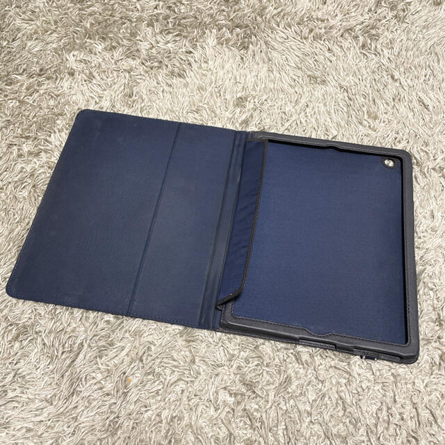 COACH(コーチ)の【美品】coach iPadケース スマホ/家電/カメラのスマホアクセサリー(iPadケース)の商品写真