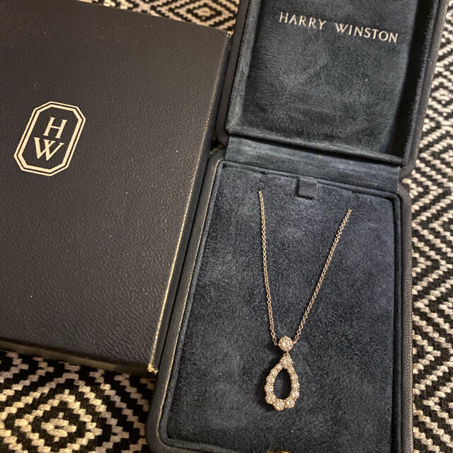 HARRY WINSTON(ハリーウィンストン)のハリーウィンストンネックレス レディースのアクセサリー(ネックレス)の商品写真