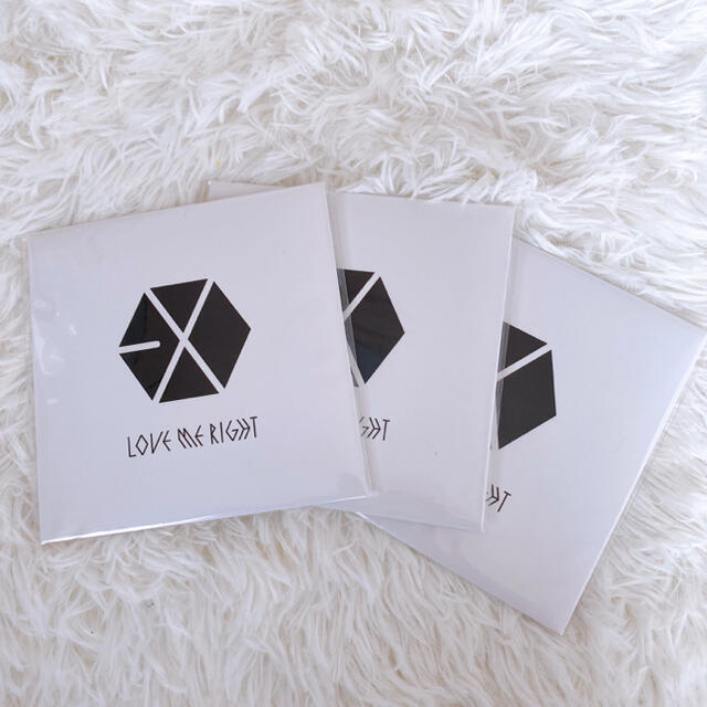 EXO(エクソ)のEXO love me right CD エンタメ/ホビーのCD(K-POP/アジア)の商品写真