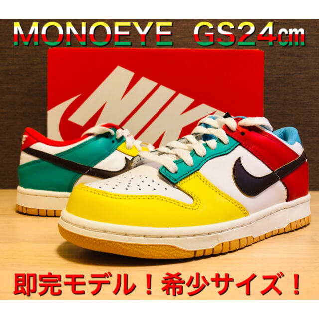 NIKE(ナイキ)のナイキ GS ダンク ロー SE フリー99 GS24㎝ 即完モデル 希少サイズ レディースの靴/シューズ(スニーカー)の商品写真