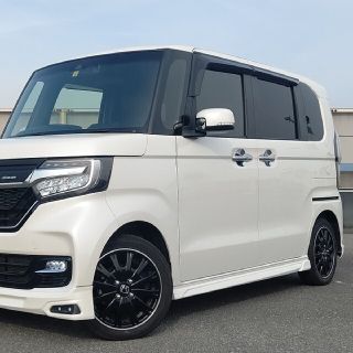 ホンダ(ホンダ)のフル無限仕様★30年!現行ターボ★車検5年5月！最上級N-boxカスタムGターボ(車体)