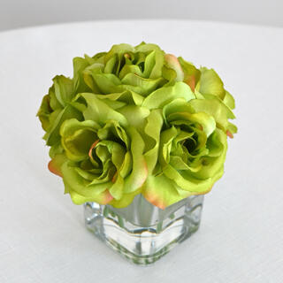 水やり不要 枯れないバラ花瓶付き 造花アレンジ グリーンの通販 By Aims Shop ラクマ