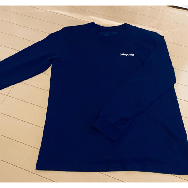patagonia(パタゴニア)のパタゴニア P-6 ロゴ ロンT 長袖　Sサイズ メンズのトップス(Tシャツ/カットソー(七分/長袖))の商品写真
