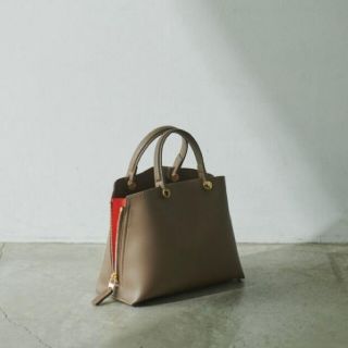 ロペ(ROPE’)の【新品未使用】ROPE Y bag Mini サイドジップ(トートバッグ)