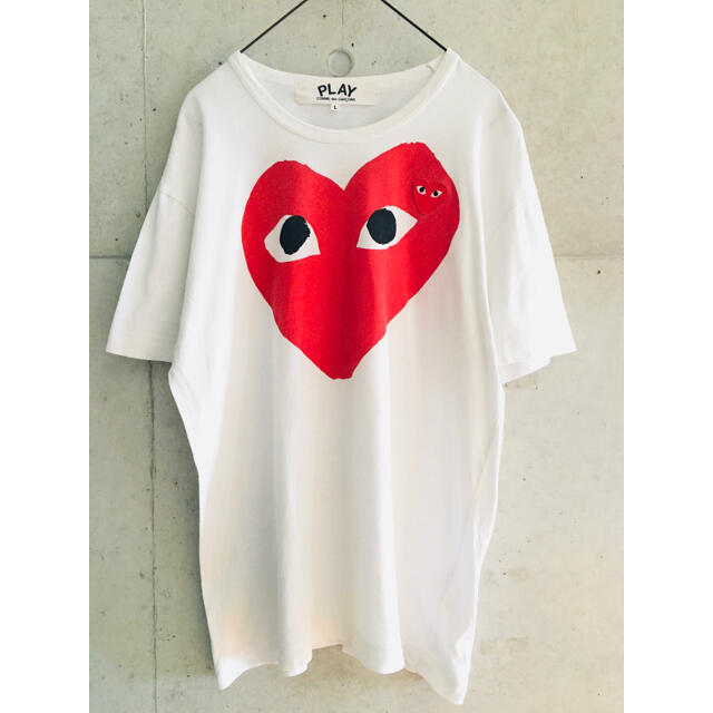 COMME des GARCONS(コムデギャルソン)の【名作★希少★メンズLサイズ！】プレイコムデギャルソン 赤 ビッグ 白 Tシャツ メンズのトップス(Tシャツ/カットソー(半袖/袖なし))の商品写真