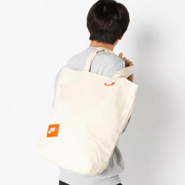 NIKE(ナイキ)のナイキ ヘリテージ トートバッグ　エコバック レディースのバッグ(トートバッグ)の商品写真