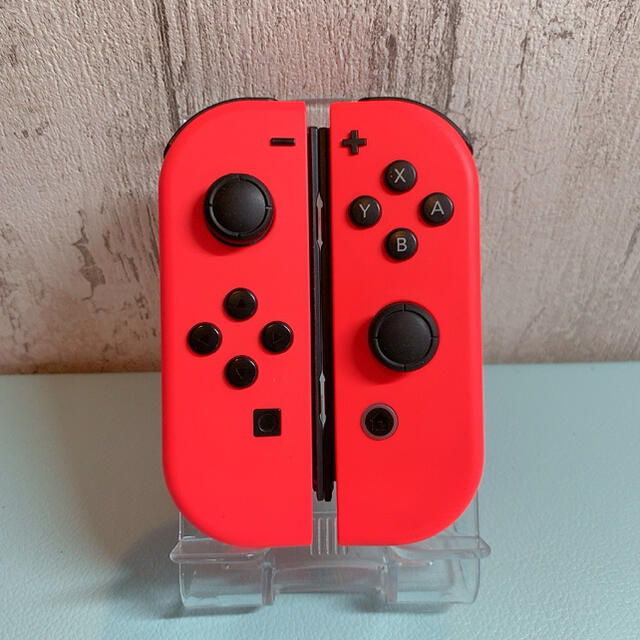 美品 人気カラー ネオンレッド Switch 左右セット ジョイコンブルー