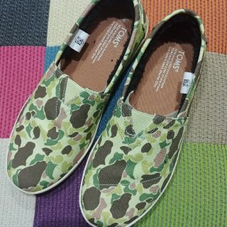 トムズ(TOMS)のTOMS JAPAN SMU カモフラ　スリッポン　27センチ(スリッポン/モカシン)