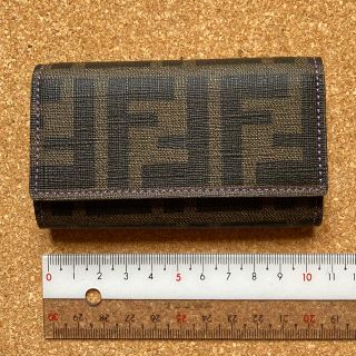 フェンディ(FENDI)のFENDI キーケース(キーケース)