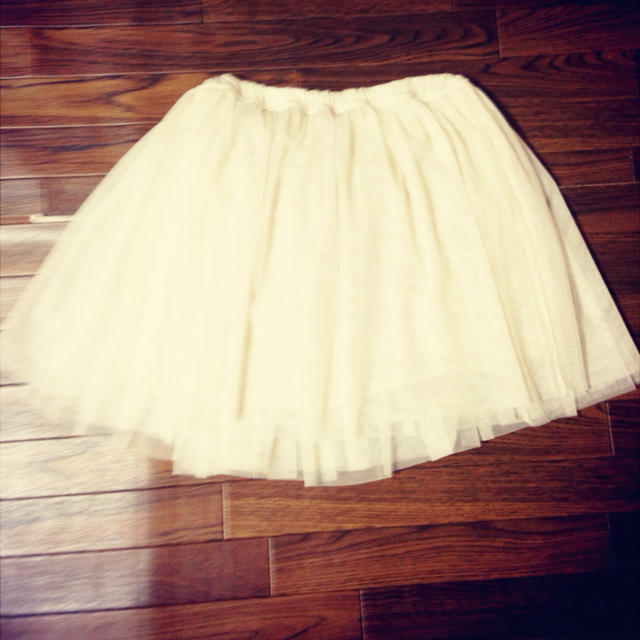 チュールスカート ★ オフホワイト レディースのスカート(ひざ丈スカート)の商品写真
