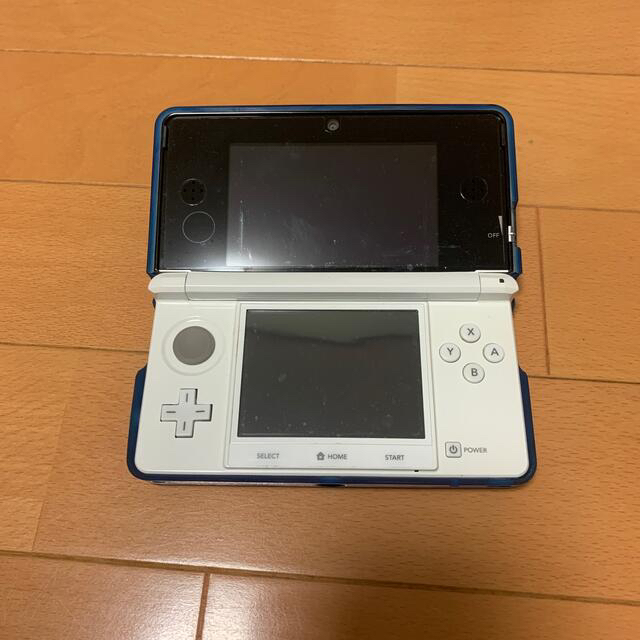 Nintendo 3DS 本体 アイスホワイト エンタメ/ホビーのゲームソフト/ゲーム機本体(携帯用ゲーム機本体)の商品写真