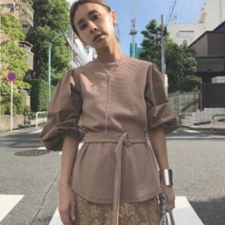 アメリヴィンテージ(Ameri VINTAGE)のAMERI  PUFF DOCKING BELT TOP(カットソー(長袖/七分))