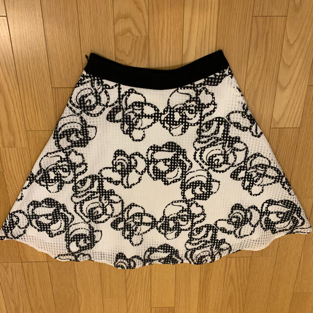 Harrods(ハロッズ)のハロッズ　Ｈarrods スカート　美品 レディースのスカート(ひざ丈スカート)の商品写真