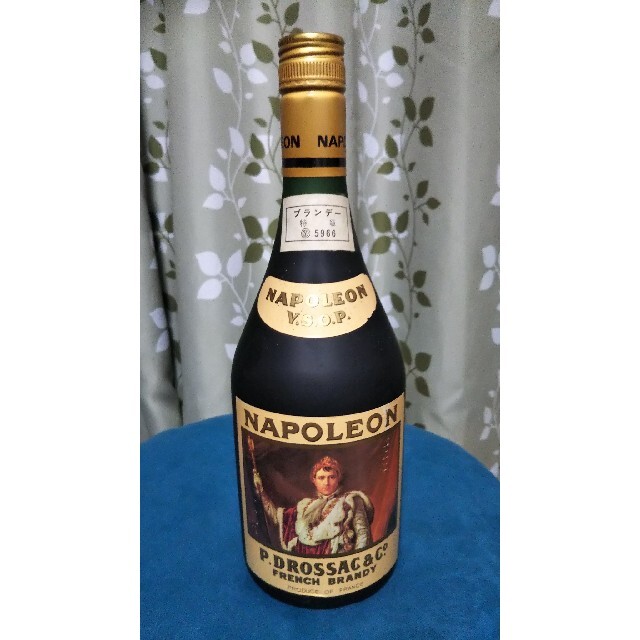 超レトロレア、ブランデー特級【Y】5966、NAPOLEON.VSOP瓶ボトル 超レトロレア、ブランデー特級【Y】5966、NAPOLEON.VSOP瓶ボトル