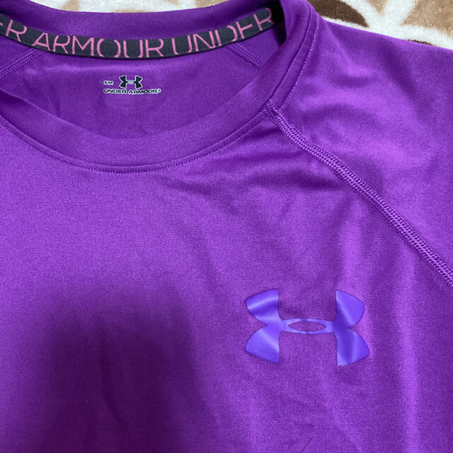 UNDER ARMOUR(アンダーアーマー)の専用☻レディース Tシャツ アンダーアーマー Sサイズ 紫色 レディースのトップス(Tシャツ(半袖/袖なし))の商品写真