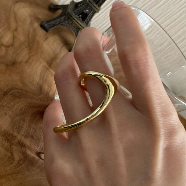 JOHN LAWRENCE SULLIVAN(ジョンローレンスサリバン)のDouble Finger Ring / gold / #101 レディースのアクセサリー(リング(指輪))の商品写真