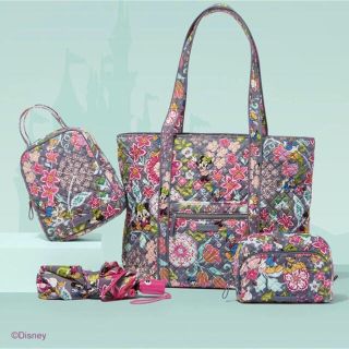 ヴェラブラッドリー(Vera Bradley)のVera Bradley Disney 大型トートバッグ(トートバッグ)