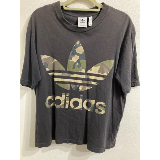 adidas(アディダス)のadidas アディダス　迷彩ビッグロゴ　オーバーサイズ　ビッグTシャツ メンズのトップス(Tシャツ/カットソー(半袖/袖なし))の商品写真