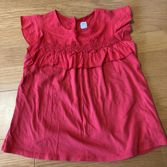 GAP Kids(ギャップキッズ)のGAP 女の子　130  3枚セット キッズ/ベビー/マタニティのキッズ服女の子用(90cm~)(Tシャツ/カットソー)の商品写真