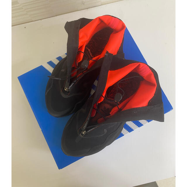 adidas(アディダス)の【美品】オズウィーゴ TR ステルス OZWEEGO TR STEALTH  メンズの靴/シューズ(スニーカー)の商品写真