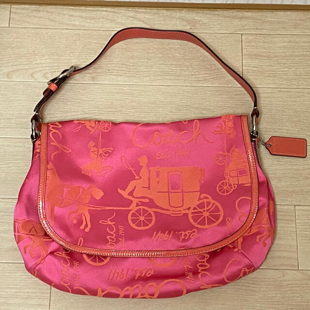 未使用 coach 馬車柄 ショルダーバッグ | フリマアプリ ラクマ