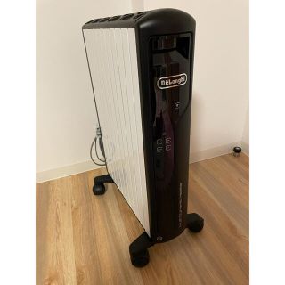 デロンギ(DeLonghi)のデロンギ　マルチダイナミックヒーター(オイルヒーター)