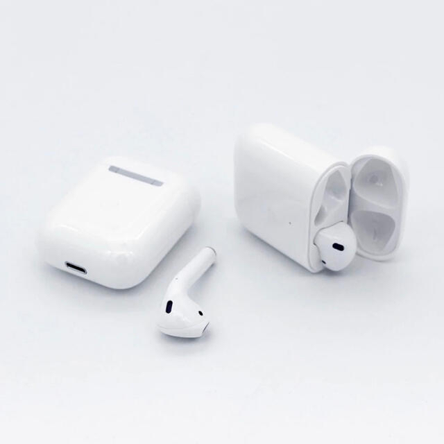 イヤホン Bluetooth ワイヤレスイヤホン ホワイト 白　inpods12 スマホ/家電/カメラのオーディオ機器(ヘッドフォン/イヤフォン)の商品写真