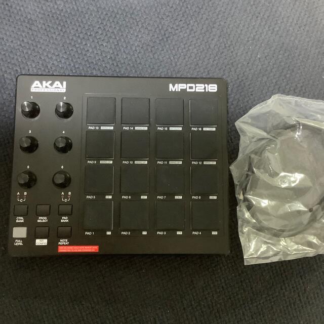 AKAI MPD218 楽器のDTM/DAW(MIDIコントローラー)の商品写真