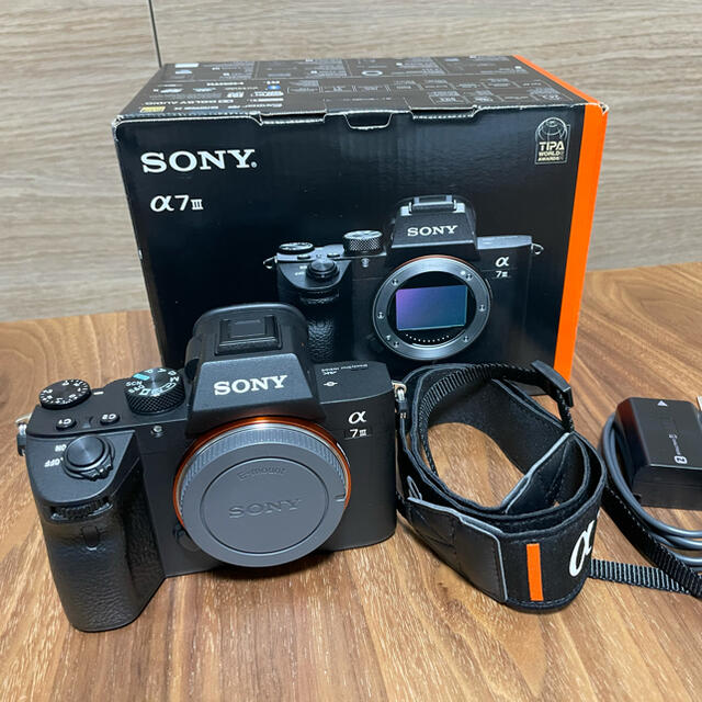 SONY(ソニー)のSONY α7III ILCE-7M3 ボディ美品 スマホ/家電/カメラのカメラ(ミラーレス一眼)の商品写真