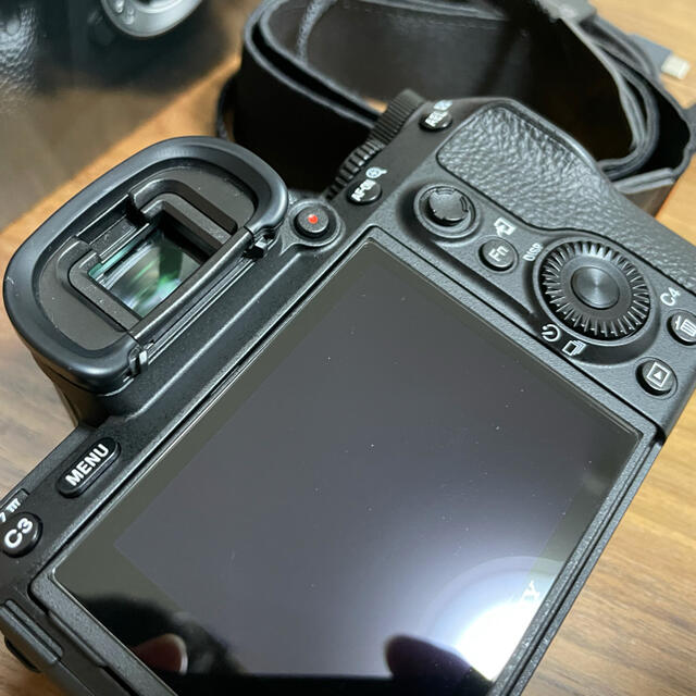 SONY(ソニー)のSONY α7III ILCE-7M3 ボディ美品 スマホ/家電/カメラのカメラ(ミラーレス一眼)の商品写真