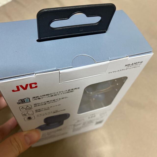 JVC ワイヤレスイヤホン　新品 スマホ/家電/カメラのオーディオ機器(ヘッドフォン/イヤフォン)の商品写真