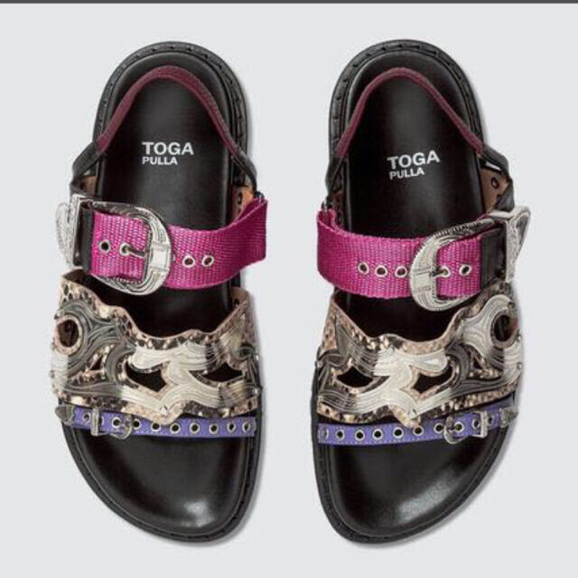 TOGA(トーガ)のTOGA PULLA サンダル　 レディースの靴/シューズ(サンダル)の商品写真