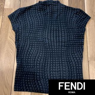 フェンディ(FENDI)のFENDI フェンディ   総ロゴ　ジップアップ　トップス　サイズ38(カットソー(半袖/袖なし))