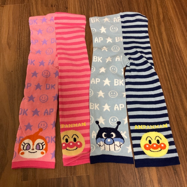 アンパンマン(アンパンマン)のナミ様専用　アンパンマンスパッツ2枚 キッズ/ベビー/マタニティのキッズ服女の子用(90cm~)(パンツ/スパッツ)の商品写真