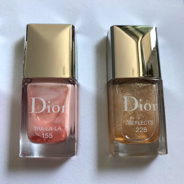 Dior(ディオール)のDIOR ディオール　マニキュア　4本セット コスメ/美容のネイル(マニキュア)の商品写真