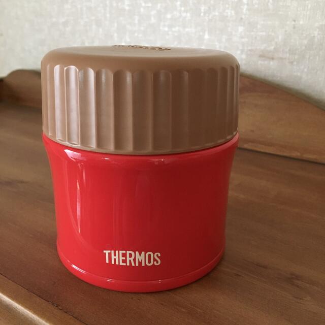 THERMOS(サーモス)のTHERMOS保温ポット小さいです インテリア/住まい/日用品のキッチン/食器(弁当用品)の商品写真