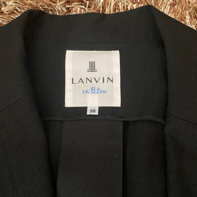 LANVIN en Bleu(ランバンオンブルー)のランバンオンブルー　麻　黒ジャケット レディースのジャケット/アウター(テーラードジャケット)の商品写真