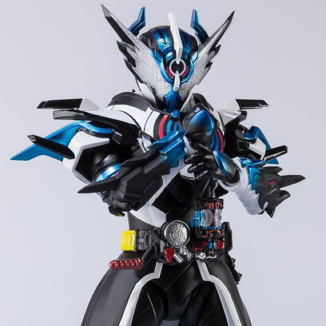 S.H.Figuarts 仮面ライダークローズエボル フィギュアーツ