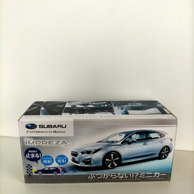 スバル インプレッサ ミニカー 非売品 エンタメ/ホビーのおもちゃ/ぬいぐるみ(ミニカー)の商品写真