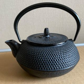 未使用新品　急須鉄瓶 南部鉄器 平型あられ 盛栄堂 及源鋳造(金属工芸)