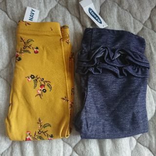 オールドネイビー(Old Navy)の【新品】フリルつきスパッツ 12-18m(パンツ)