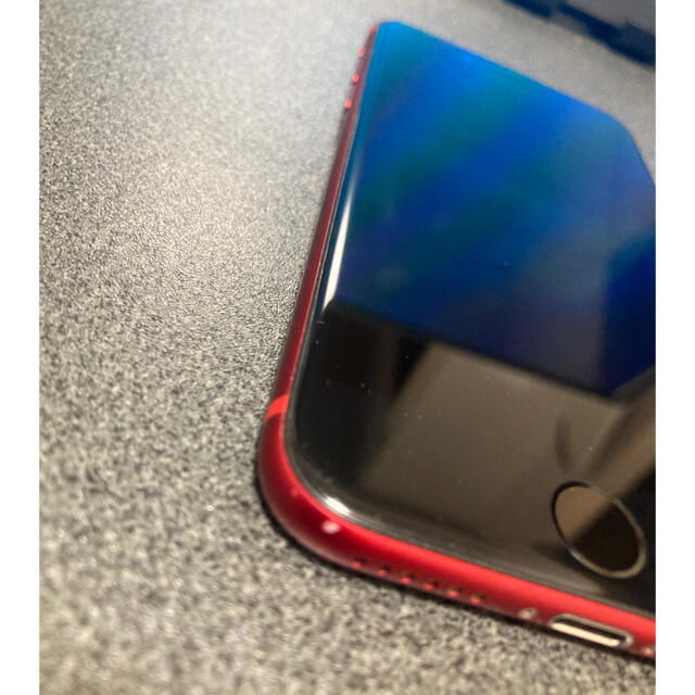 iPhone(アイフォーン)の【値下げしました】iPhone 8 Red 64GB SIMフリー スマホ/家電/カメラのスマートフォン/携帯電話(スマートフォン本体)の商品写真