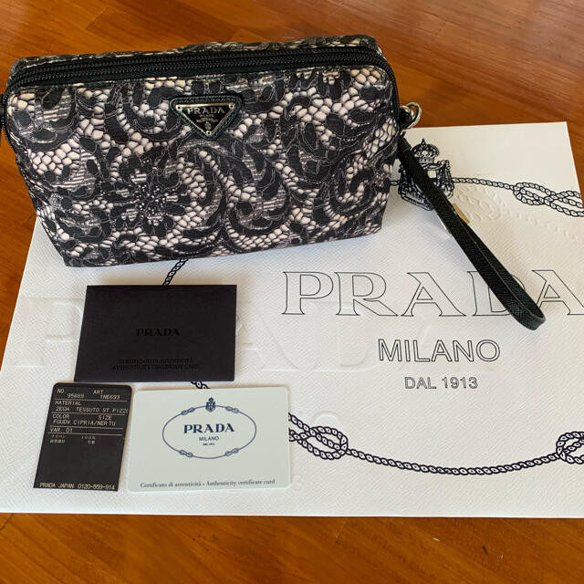 正規品♪ 美品PRADA プラダ ポーチ レース柄 黒 白 価格は安く 8330円