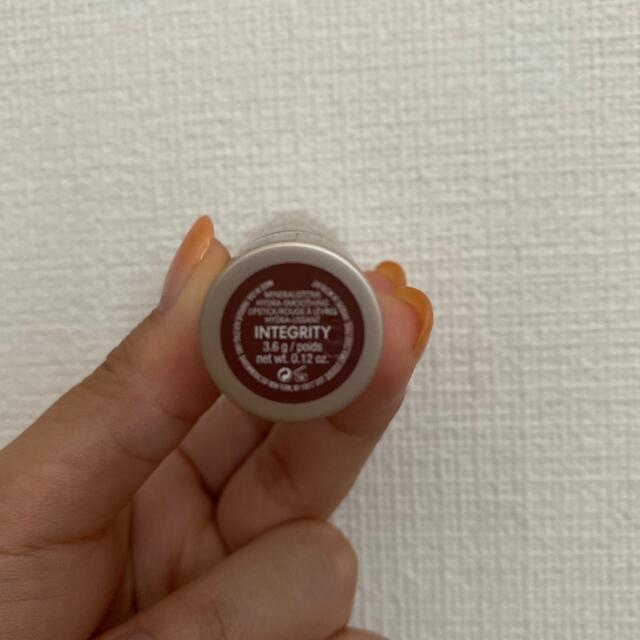 bareMinerals(ベアミネラル)のbareMineralsリップ　INTEGRITY コスメ/美容のベースメイク/化粧品(口紅)の商品写真