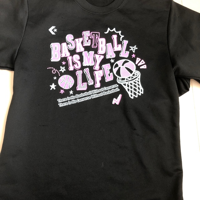 CONVERSE(コンバース)のconverse バスケTシャツ 長袖 160 コンバース　ピンク×水色プリント スポーツ/アウトドアのスポーツ/アウトドア その他(バスケットボール)の商品写真