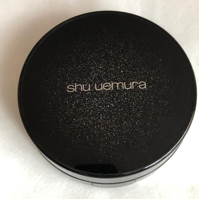 shu uemura(シュウウエムラ)のshu uemura クッションファンデ　ケース コスメ/美容のベースメイク/化粧品(ファンデーション)の商品写真